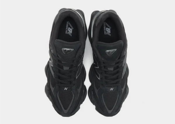Triple Black 9060 – Bild 3